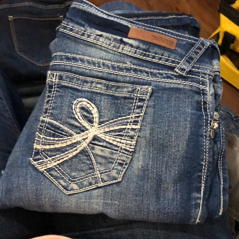 Wallflower jeans
